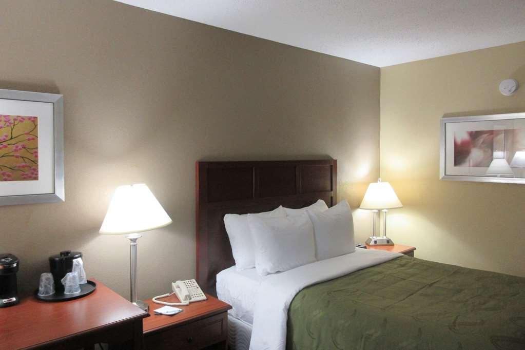 Quality Inn Athens Bilik gambar