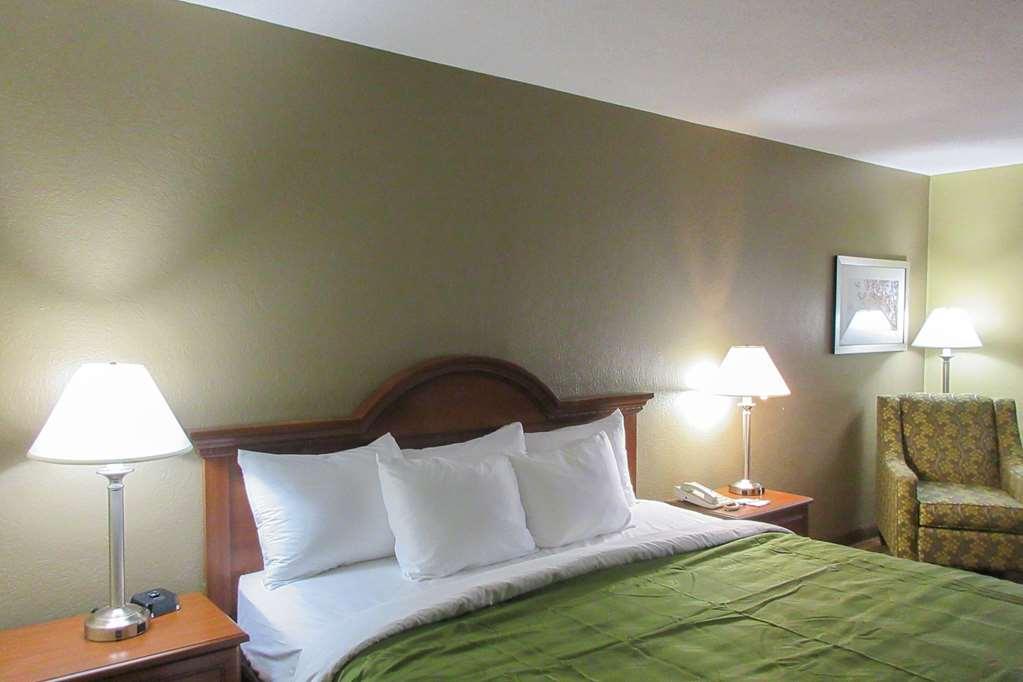 Quality Inn Athens Bilik gambar
